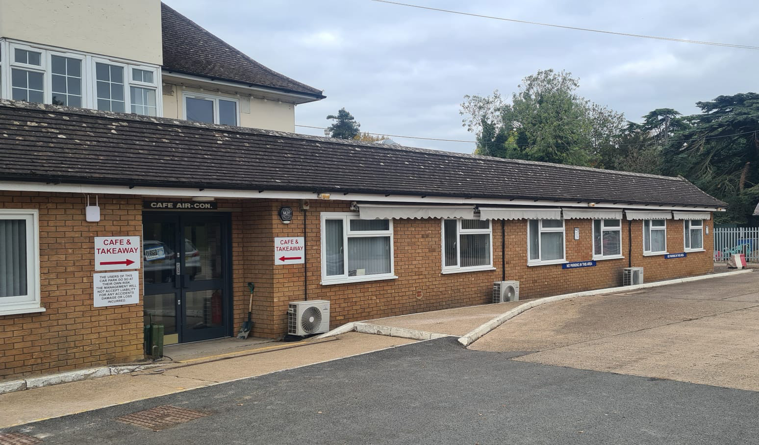 Smart New Look for Jack’s Hill Café – Vertical Blinds by Gillian’s Blinds