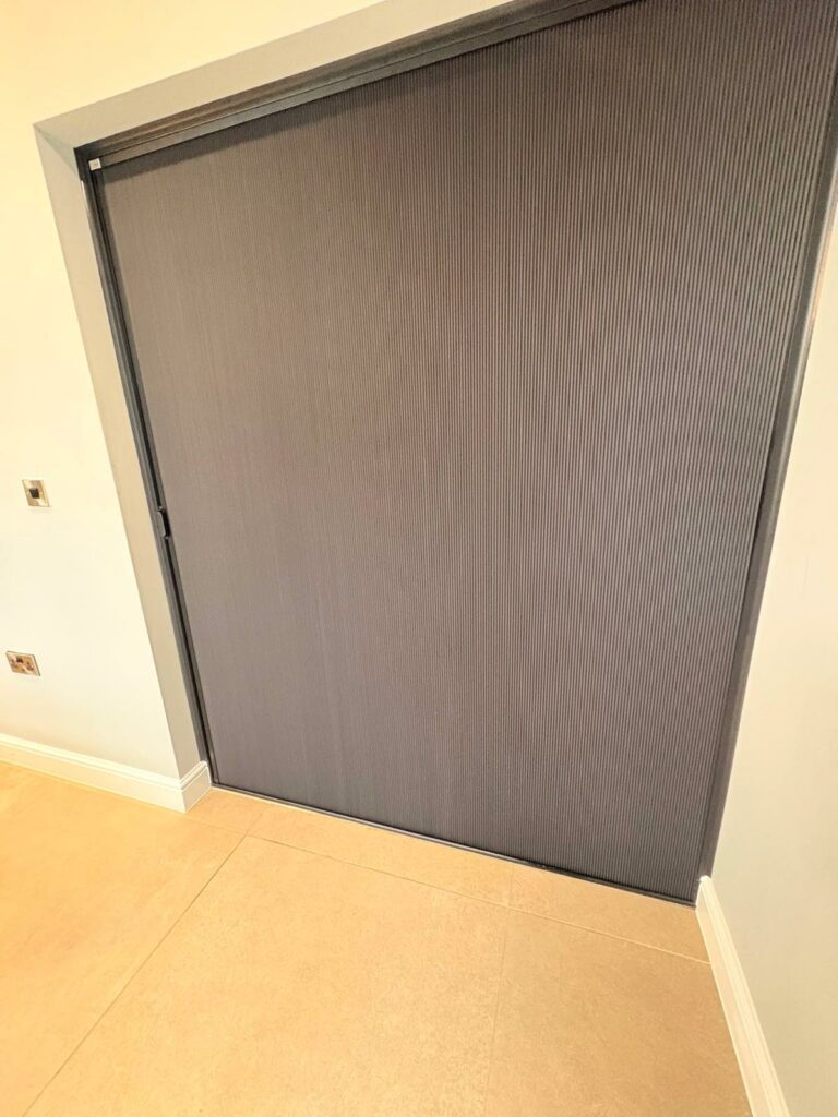 Blind Screen fully closed to create a visual room divider